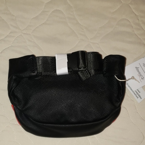 DISNEY LOUNGEFLY MICKEY MOUSE FANNY - Picture 2 of 5